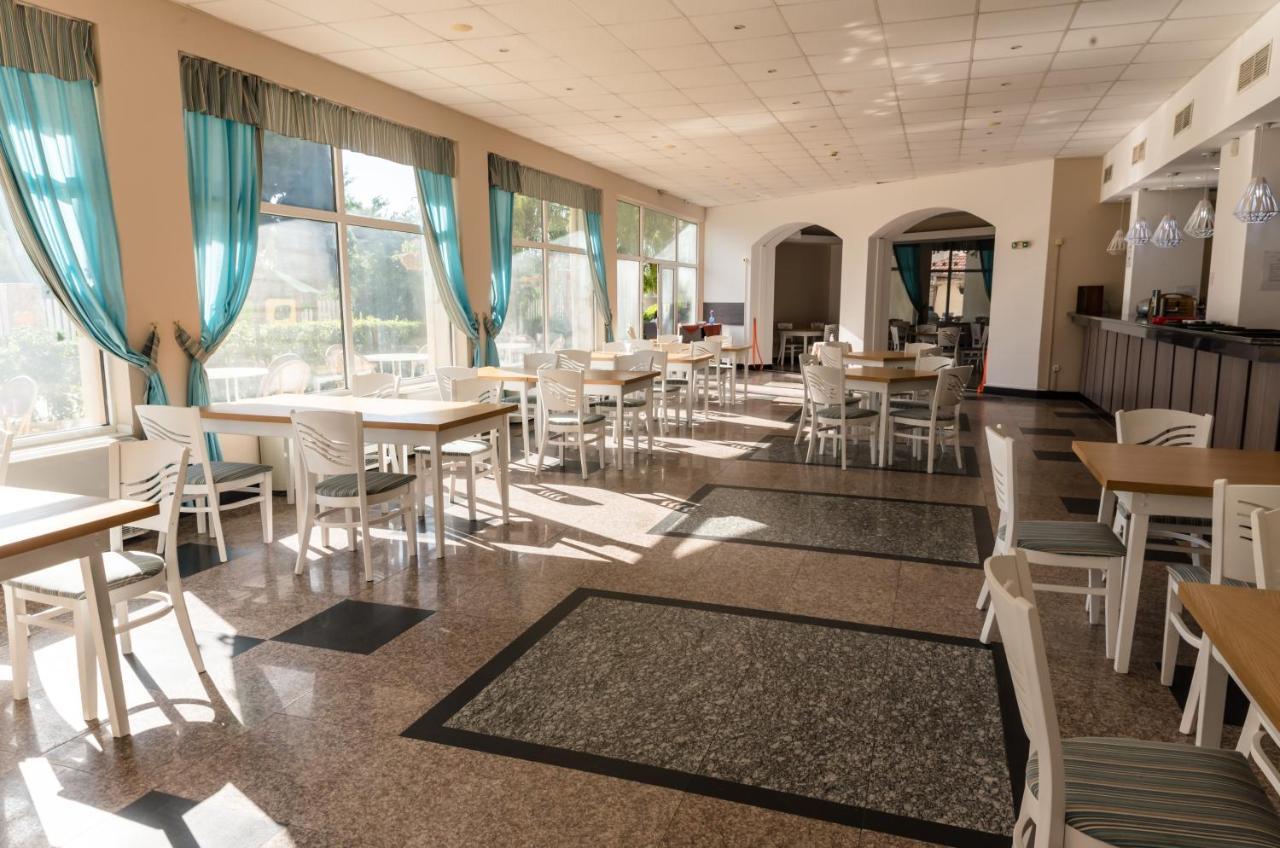 Aurora Hotel