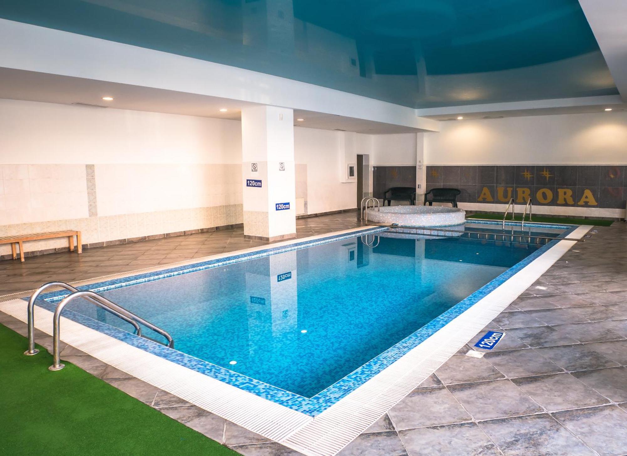 Aurora Hotel 3*
